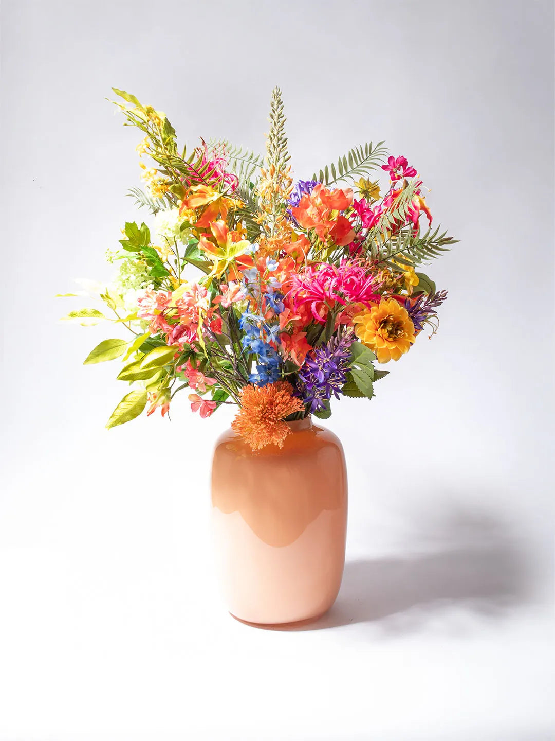 zijden-boeket-bougainvillea-nerine-ranunculus-20-stelen