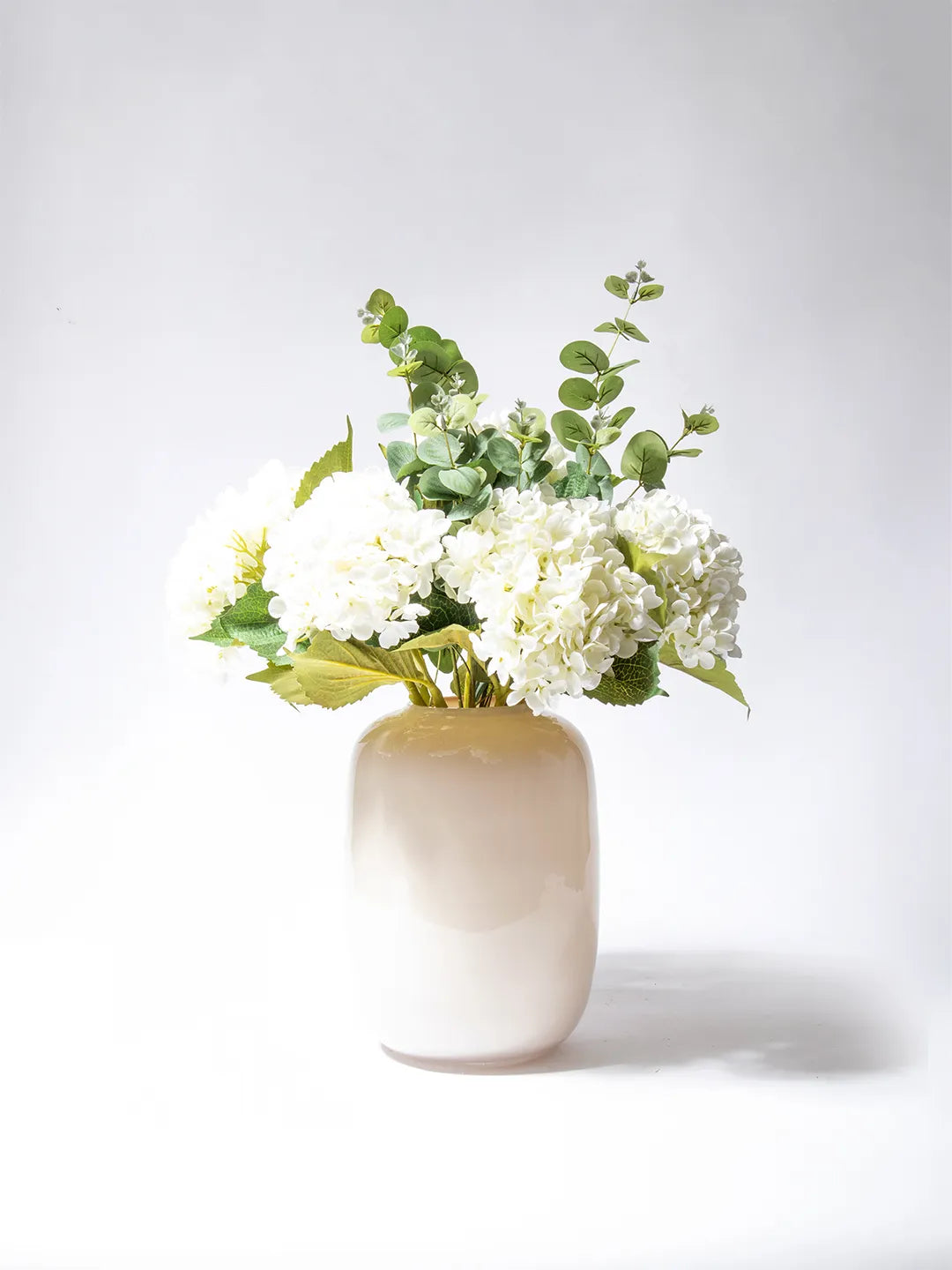 zijden-boeket-hortensia-annabelle-eucalyptus-9-stelen