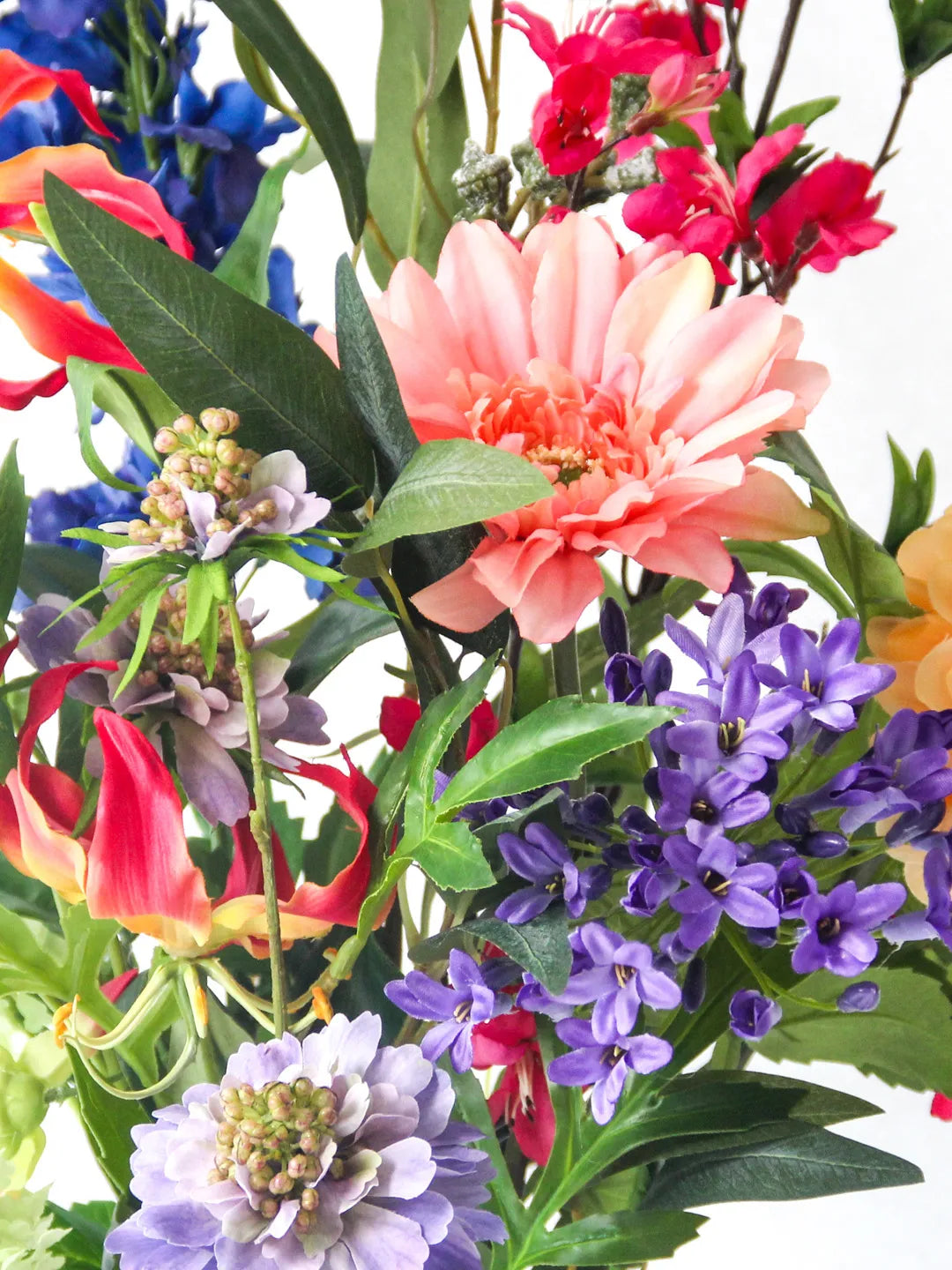 Zijden boeket Rox met peach Dahlia pompon en groene Viburnum